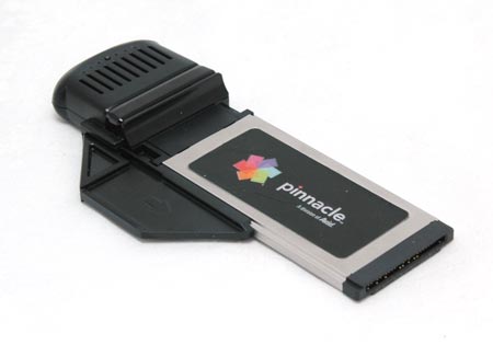 Внешний вид ТВ-тюнера Pinnacle PCTV Hybrid ExpressCard в ноутбуке