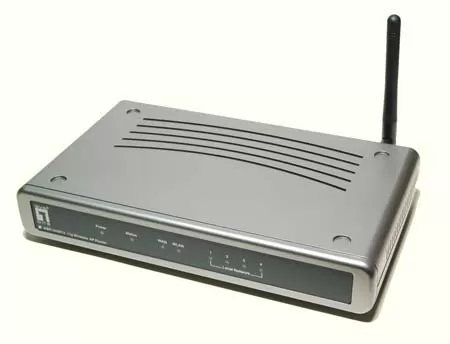 Лучший сетевой маршрутизатор 2006 - Level One WBR-3405TX