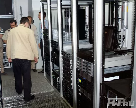 ЦОД Intel для тестирования компилятора