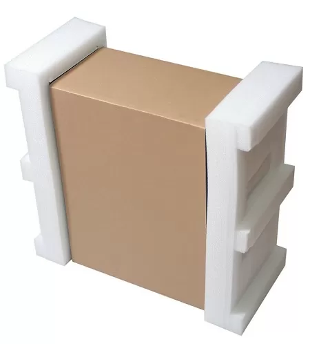 Достаём корпус из коробки