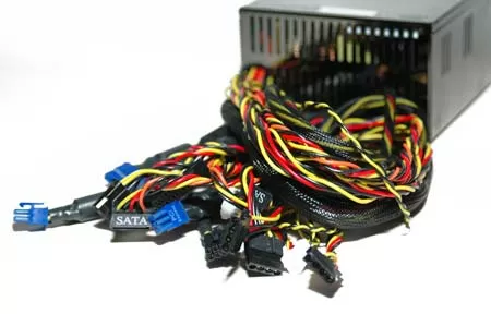 Внешний вид блока питания Be Quiet 600w