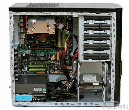 Собранная система в корпусе Cooler Master Gladiator 600