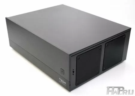 Вид сбоку корпуса Fractal Design Node 605