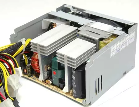 Блок питания GlacialPower GP-PS450AP - вид изнутри