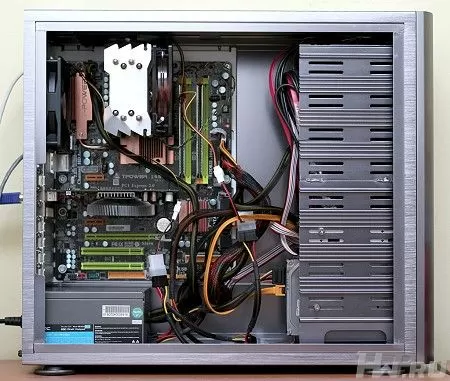 Корпус Hiper Osiris