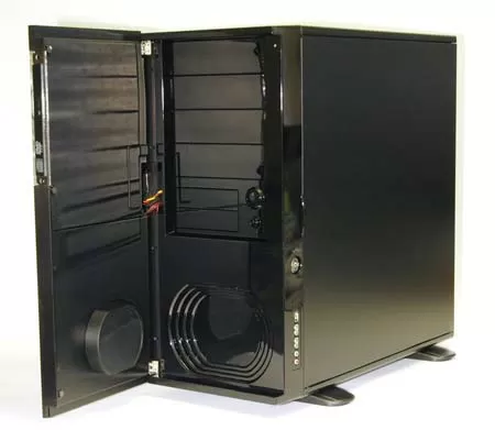 Компьютерный корпус Thermaltake Eclipse - с открытой дверкой