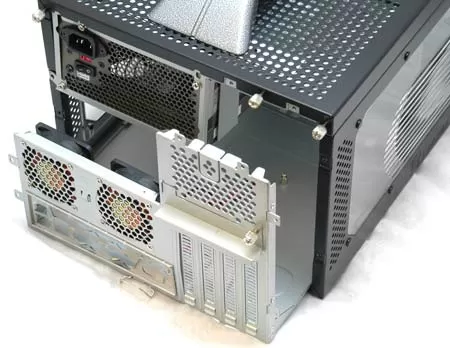 Компьютерный корпус Thermaltake LANBox