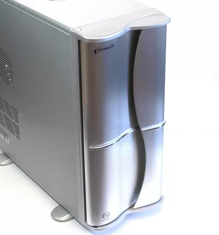 Компьютерный корпус Thermaltake Soprano DX - лицевая панель