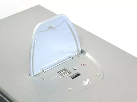 Компьютерный корпус Thermaltake Soprano DX - внешние разъёмы