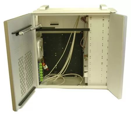 Thermaltake Tai Chi - двери нарасапашку