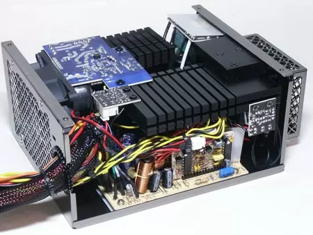 Блок питания Topower Fanless Extended. Вид изнутри