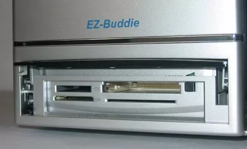 Шторка у ECS EZ-Buddie