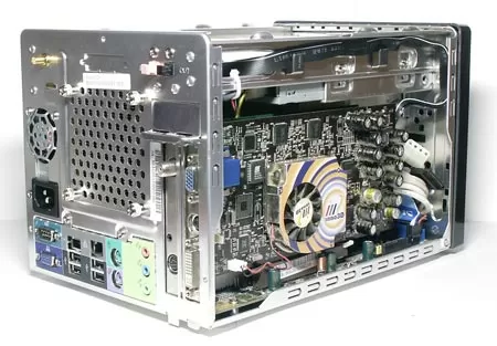Shuttle Reflexion XPC - установка платы Inno3D Tornado4 Ti4600