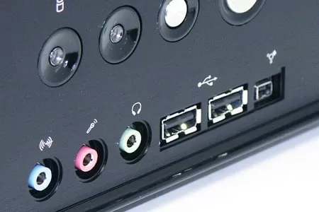 Разъёмы на лицевой панели Shuttle XPC SB75G2