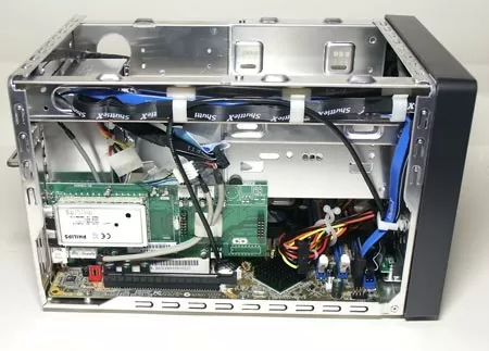 Shuttle SB83G5С - ТВ тюнер внутри