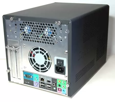 Вид сзади Shuttle SN26P