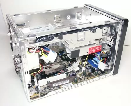 Корпус Shuttle XPC SN85G4 под Athlon 64 со снятой крышкой