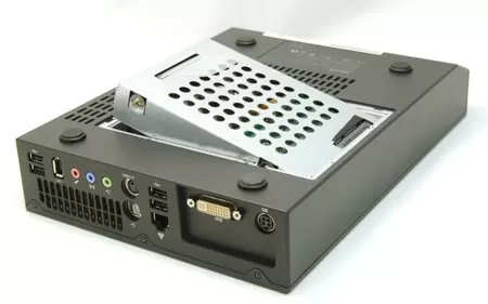 Shuttle X100 - отсек для винчестера