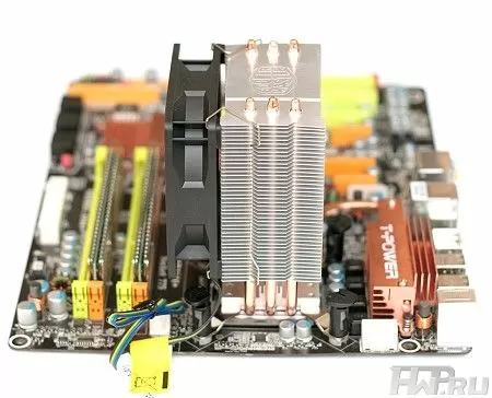 Установка кулера Cooler Master TX3 на материнскую плату