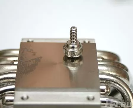 Подошва кулера CoolerMaster V8