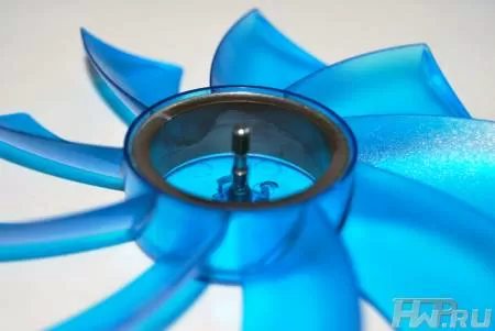 Вентилятор GELID WING 12 UV Blue