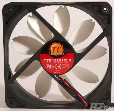Внешний вид кулера для видеокарты Thermaltake ISGC-V320