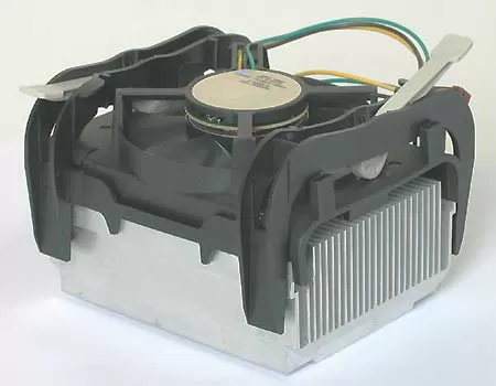 Стандартный кулер Intel