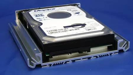 Установка винчестера в HDD кулер Titan RTNV