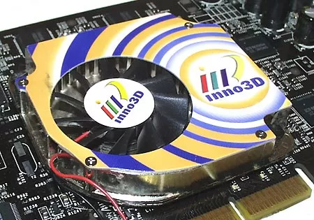 Штатный кулер GeForce4 Ti4600