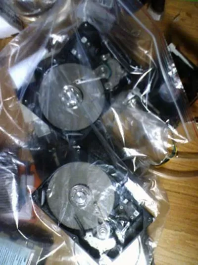 Водоблок из крышек HDD