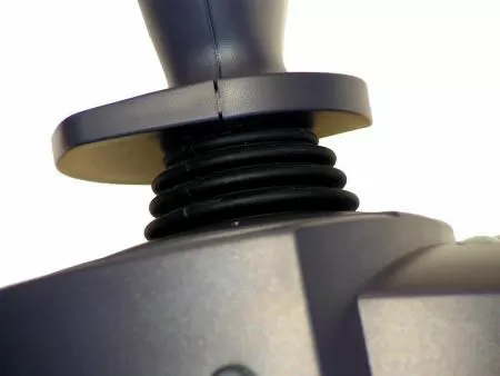 Genius MaxFighter F-31U Vibration