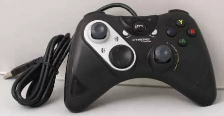Saitek Cyborg Rumble Pad