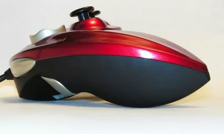 Футуристический геймпад - Trust GM-1300 Predator