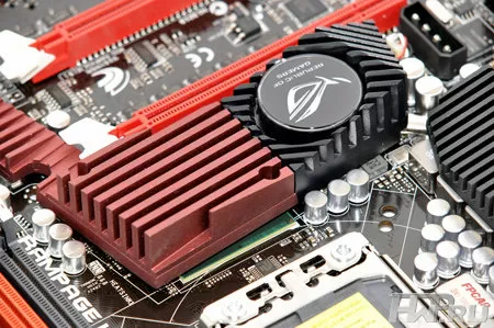 Материнская плата Asus Rampage III Extreme