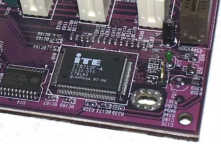 Чип ITE8712F