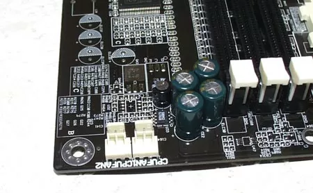 Расположение Molex-коннекторов