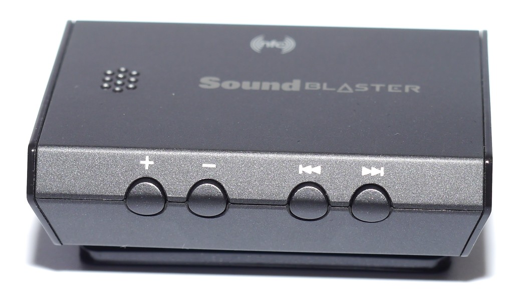 Creative sb play. Внешняя звуковая карта Creative Sound Blaster. Creative SB Play! 4. Creative Sound Blaster s80300. Creative Sound Blaster USB.