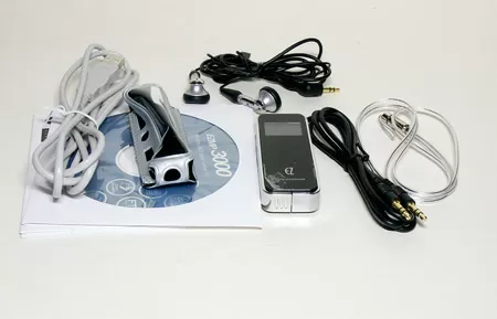 Комплект поставки MP3 плеера EZ MP-3000