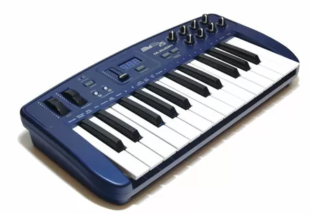 Беспроводная MIDI-клавиатура M-Audio MidAir 25