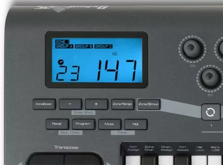 MIDI-клавиатура M-Audio Axiom 25