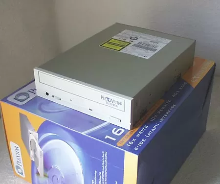 Привод CD-RW Plextor PX-W1610A CD-RW | hwp.ru