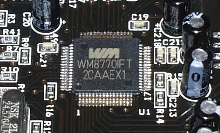 Кодек WM8770IFT