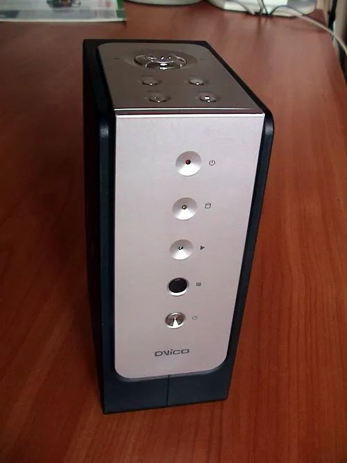 Красавец Tvix M3000u - вид спереди. Так бы и съел