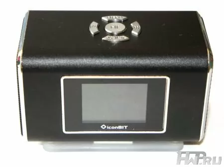 Вид мини-бумбокса IconBIT PSS900 спереди