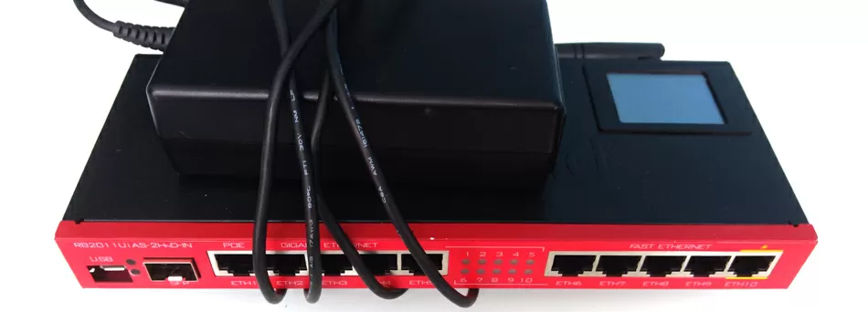 Mikrotik RB2011