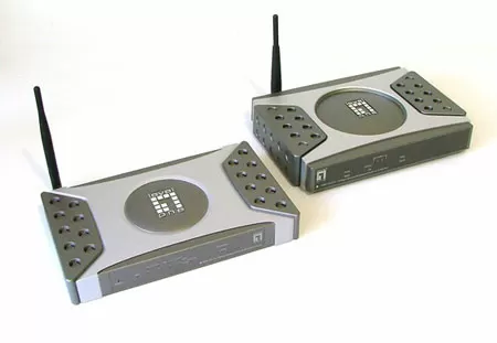 Маршрутизатор Level One WBR-3400TX и WBR-3403TX