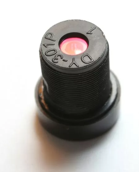 Объектив геймерской вебкамеры Cyber Snipa Scout Webcam