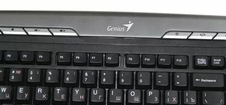 Genius SlimStar 335 Battle Craft