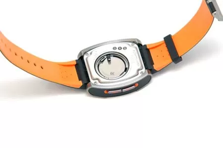 Батарейка CR2032 в будильнике SleepTracker Pro