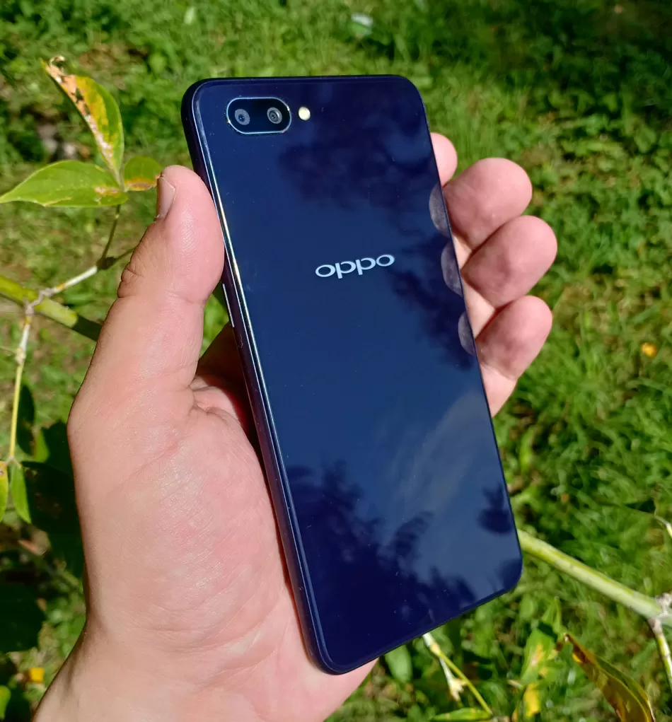 Обзор Oppo A3s - все прелести селфи-фона в доступном варианте | hwp.ru